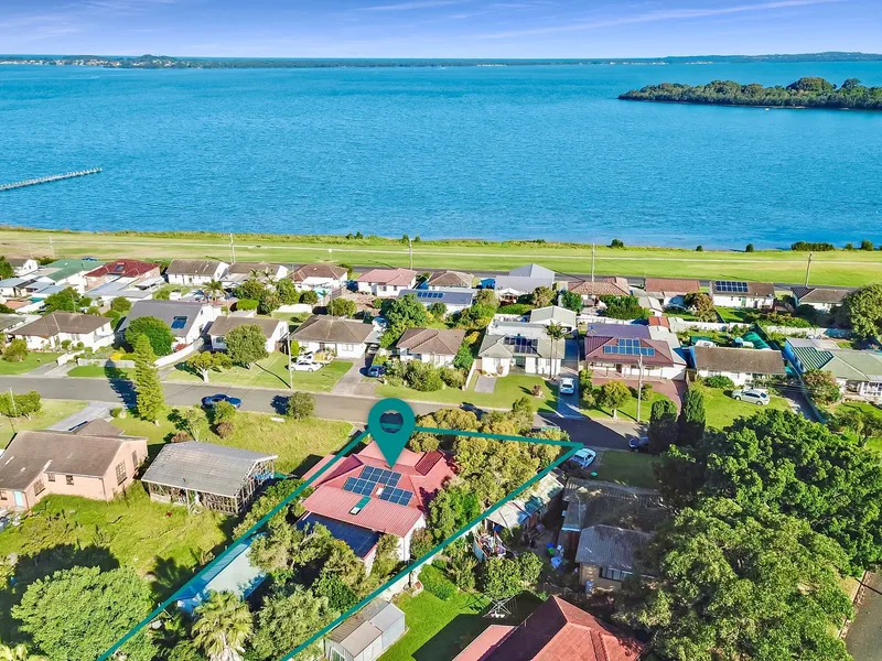 Cute, Private Cottage Only A Moments Walk To Lake Illawarra