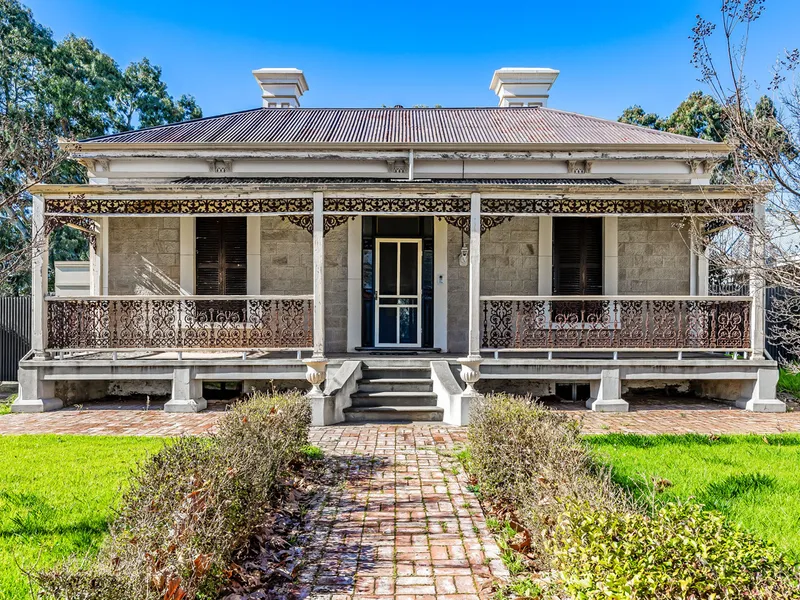 Please call Tim Thredgold 0418 817 407 for inspection