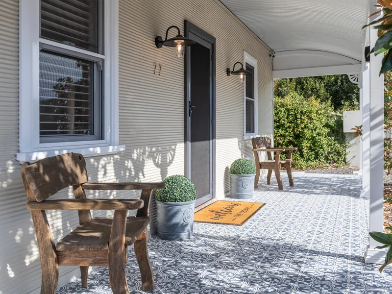 Charming Cottage with High Returns