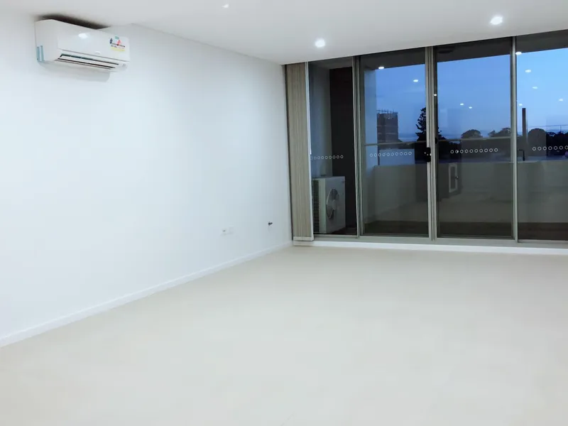 Stunning Spacious 2 bedrooms 2 bathrooms apartment for Lease in Homebush