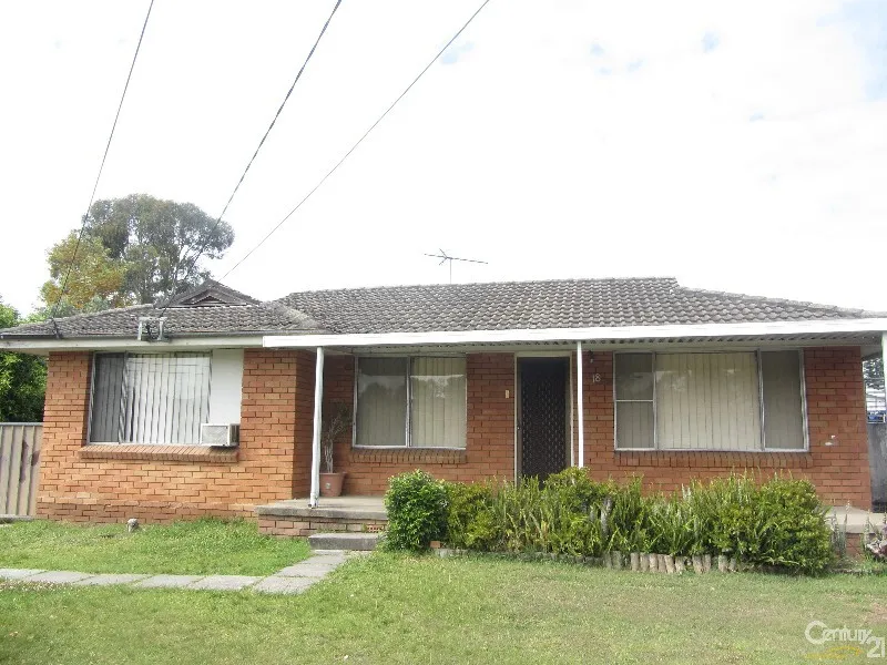 3 Bedrooms house + sleep out