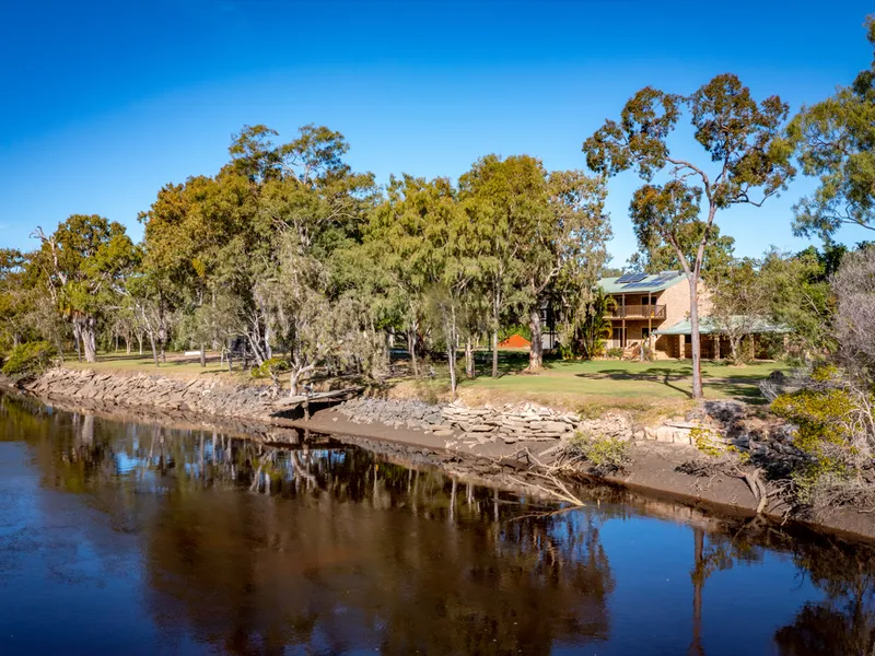 RARE LIFESTYLE BLOCK ON 30 ACRES WITH RIVER FRONTAGE!