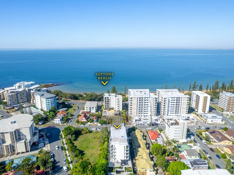 Peaceful Waterfront Views in the Heart of Redcliffe
