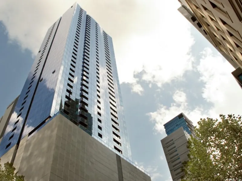 Fully furnished 2 bedrooms in the heart of CBD.