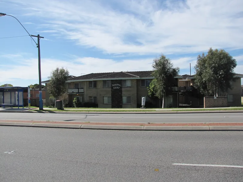 2349 SQUARE METRE SITE - COMPLETE APARTMENT BLOCK - SCARBOROUGH BEACH ROAD DOUBLEVIEW - ABSOLUTELY BLUE CHIP LOCATION.