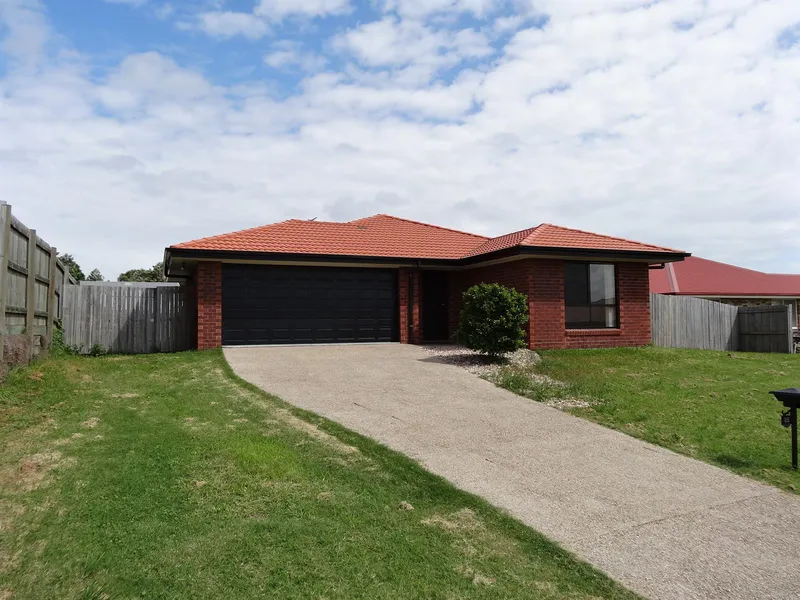 INVESTORS, Brick and Title 4 bedroom home on 923m2 only $420,000