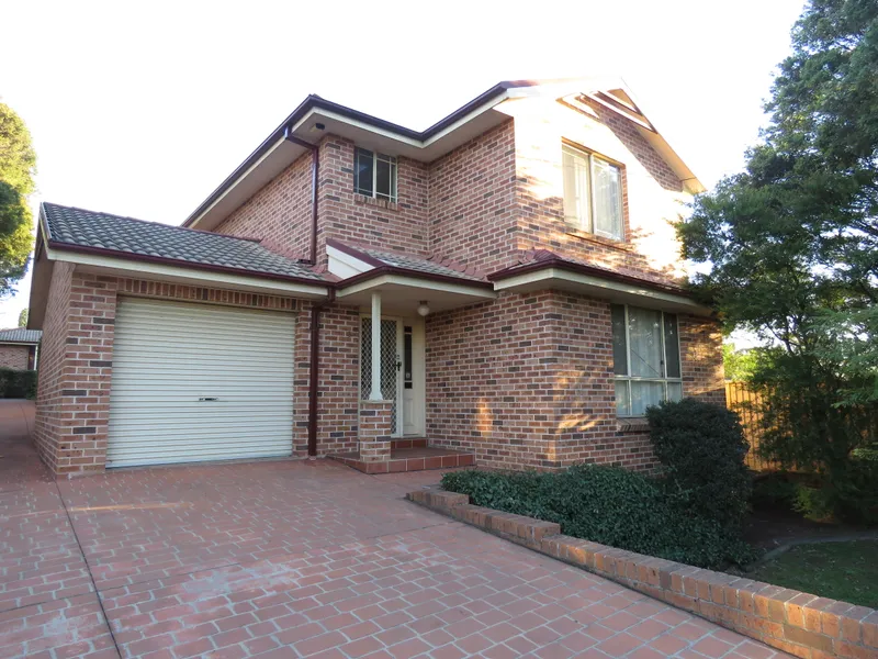 ***APPLICATION RECEIVED***Large Three Bedroom Townhouse 