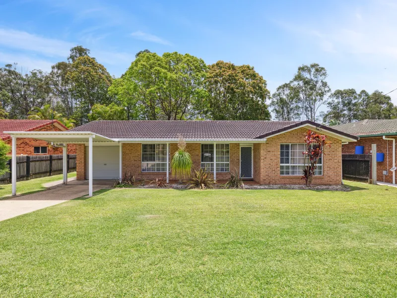 Family home - back onto reserve