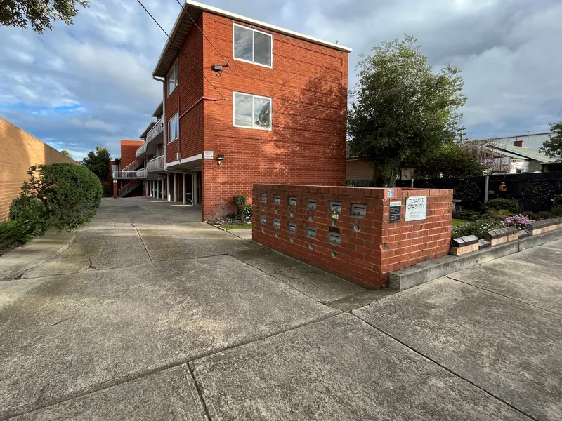 Peaceful and Perfect Position