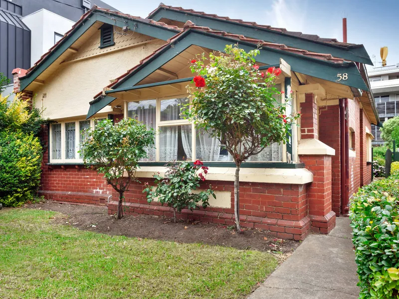 Position and Potential on 370m2