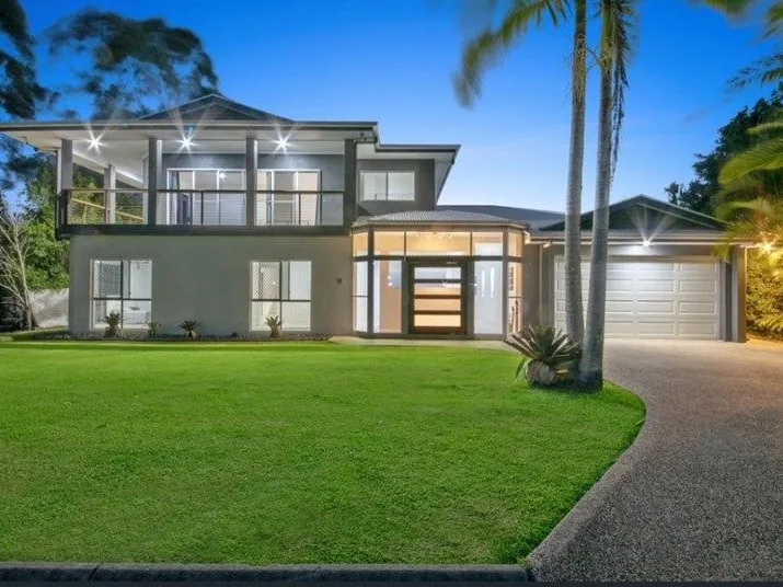 A HOME FOR ALL SEASONS!!!