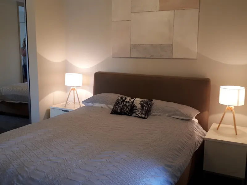 Furnished One Bedroom Apartment in Kelvin Grove