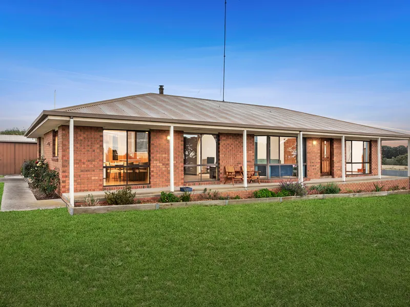 Retreat to the Country on 23.76 ha (Approx.)