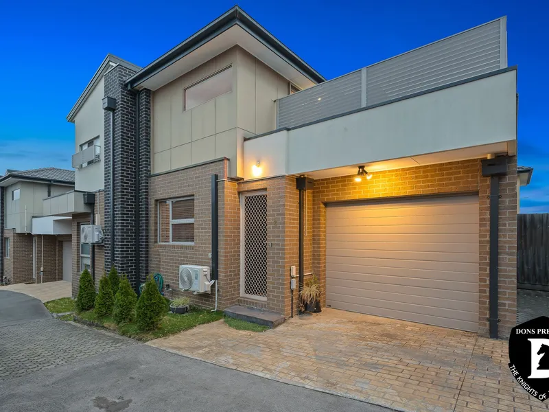 Stunning 2 story townhouse for sale heart of noble park