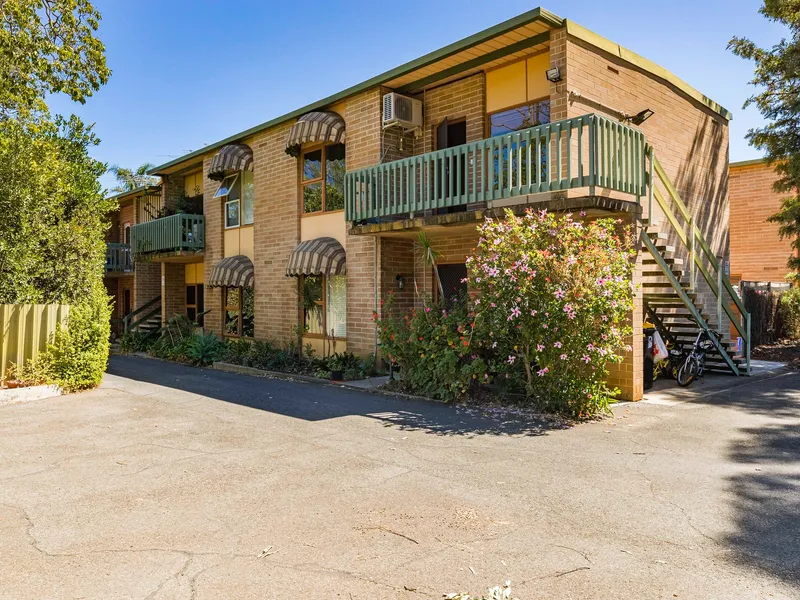 Excellent investment opportunity with a fantastic rental return of $280 per week for an astute investor