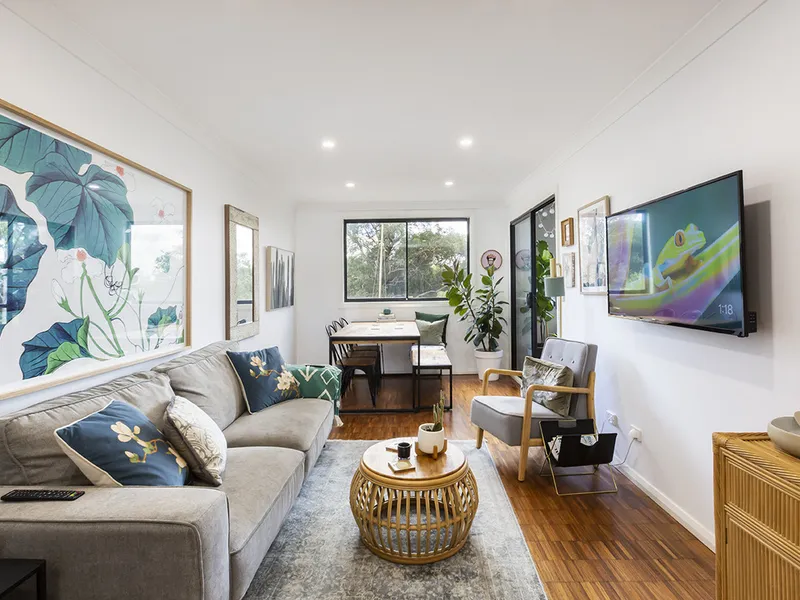 Immaculate apartment, tastefully updated and full of style and comfort