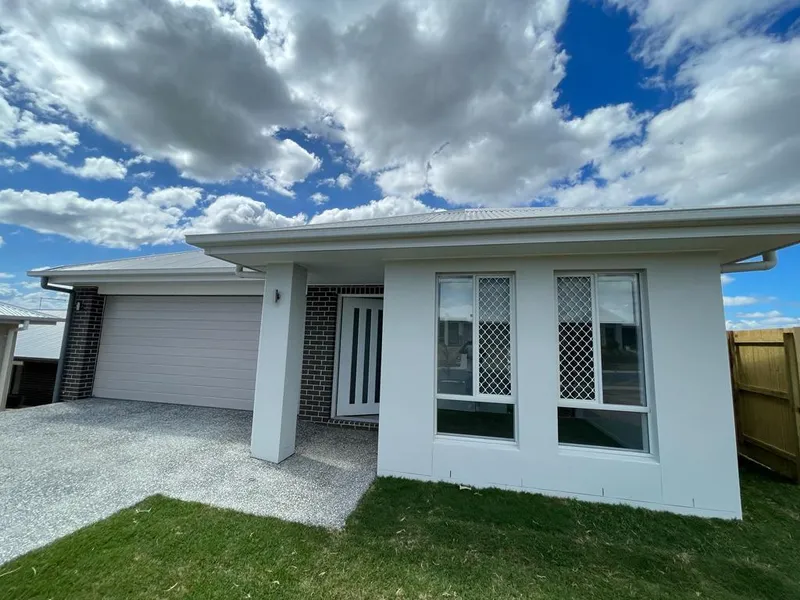 GREAT OPPORTUNITY TO LIVE IN THE PERFECT FAMILY HOME. PLEASE REGISTER FOR ALL INSPECTIONS AT : rentals.southport@multidynamic.com.au