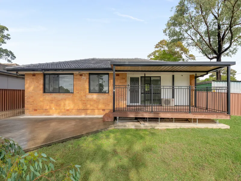 Beautifully Renovated (R3) Zoned Corner Position!