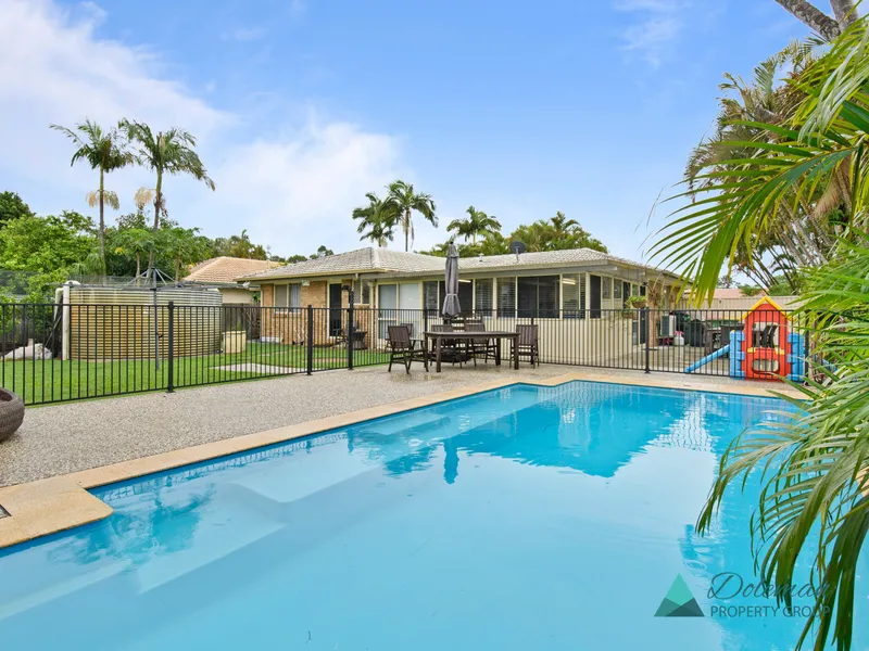 BEAUTIFULLY RENOVATED HOME ON 1000m2 WITH POOL, SHED AND REAR AND SIDE ACCESS