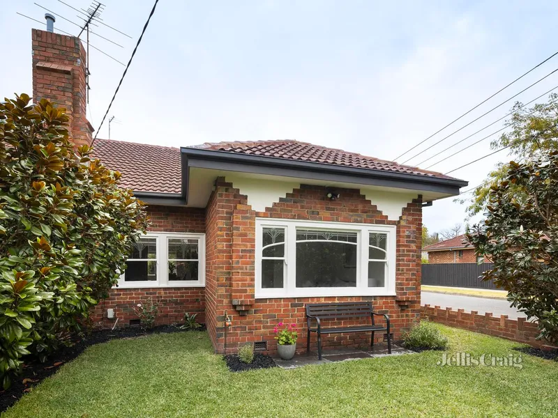 Deco Beauty in Garden Bliss