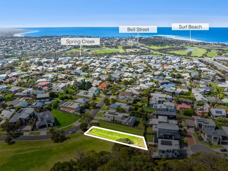 GREAT OCEAN VIEWS ESTATE OFFERING LOCATION, LIFESTYLE AND A POTENTIAL OCEAN VIEW!!