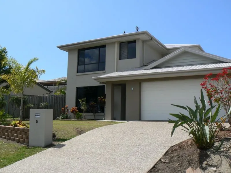 NEAT AS A PIN - 3 BEDROOM HOME