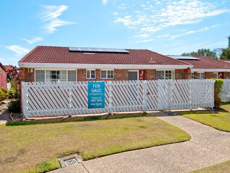 Beautiful 2 bedroom villa with solar hot water and electricity!