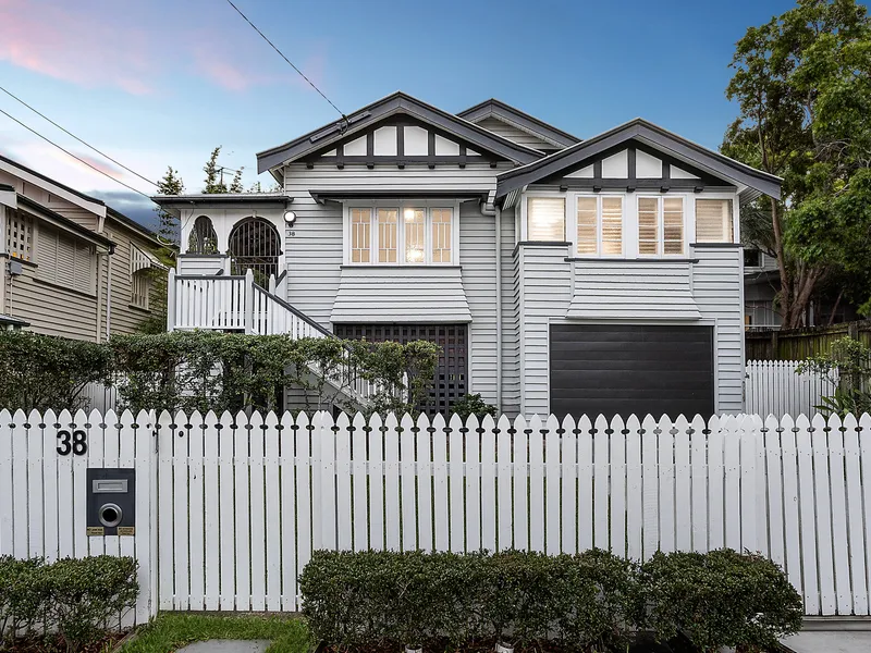 Stunning Triple Gable Queenslander in Cul-De-Sac