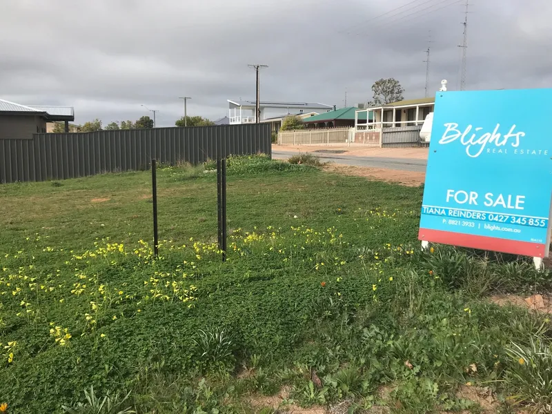 NEW PRICE! BIG CORNER BLOCK!