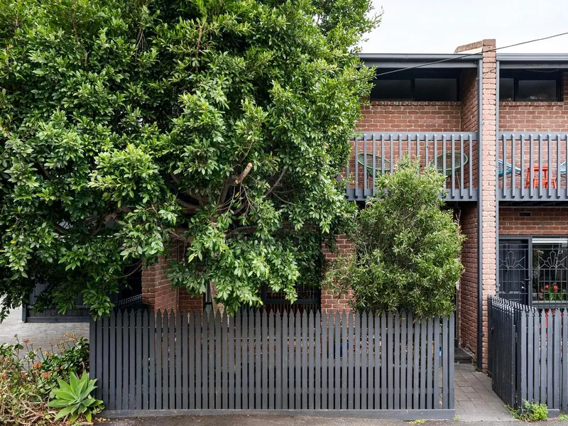 Stunningly transformed townhouse in serene cul-de-sac setting