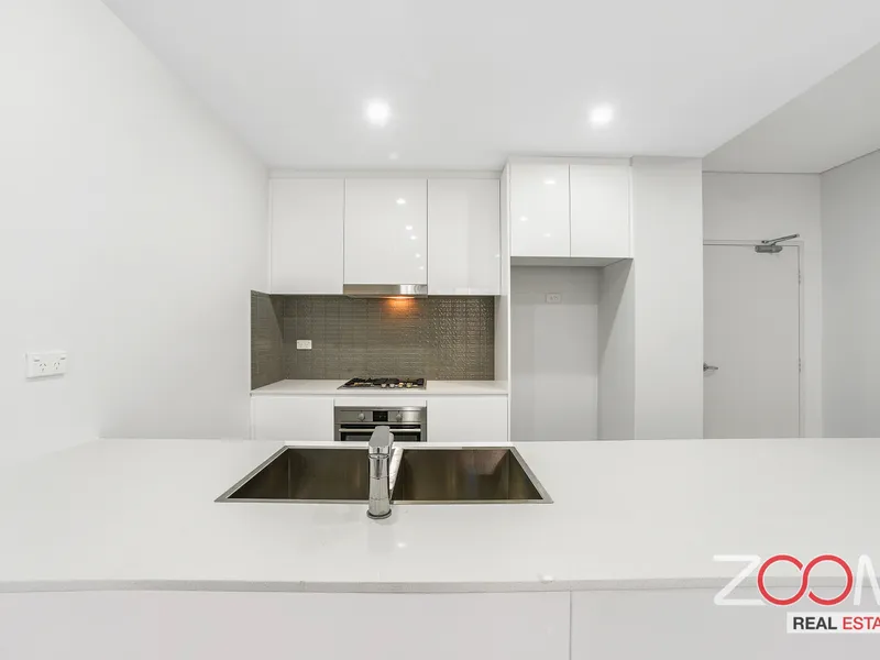PERFECT LOCATION & SUPERB INNER WEST LIVING