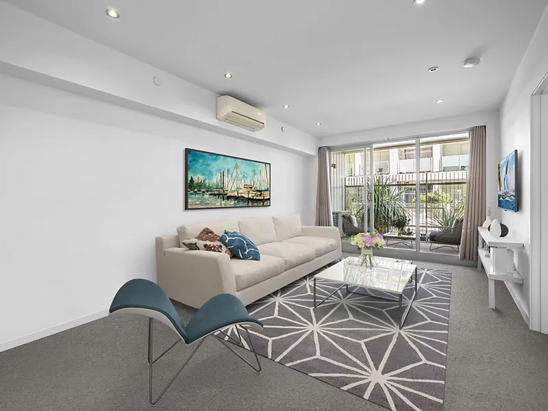 Benchmark Modern Style