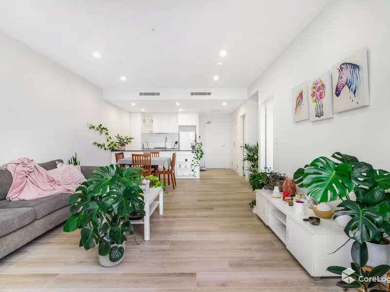 NEAR NEW APARTMENT - WALKING DISTANCE TO TOP RYDE CITY