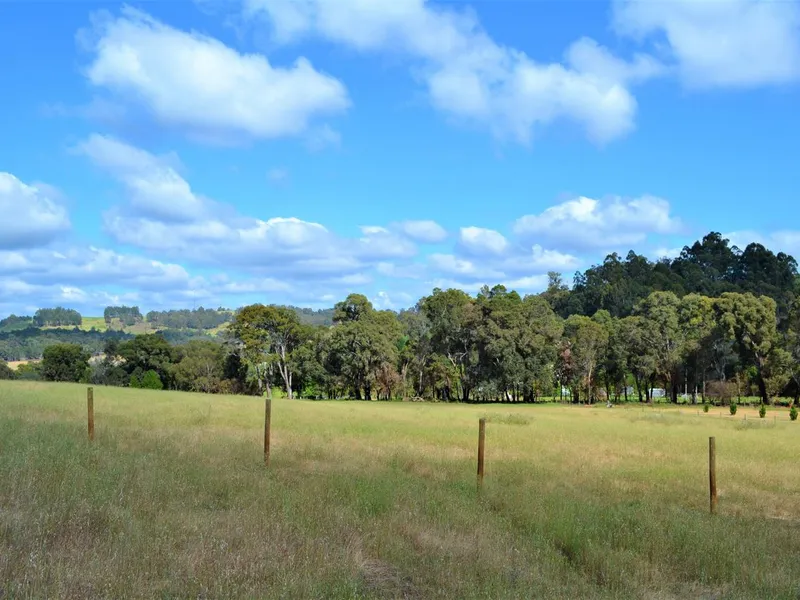 Birdsong In Balingup - Lot 13