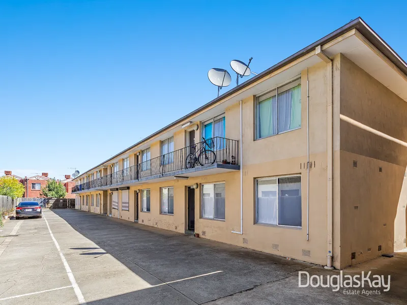 Perfectly Positioned Ground Floor Apartment 