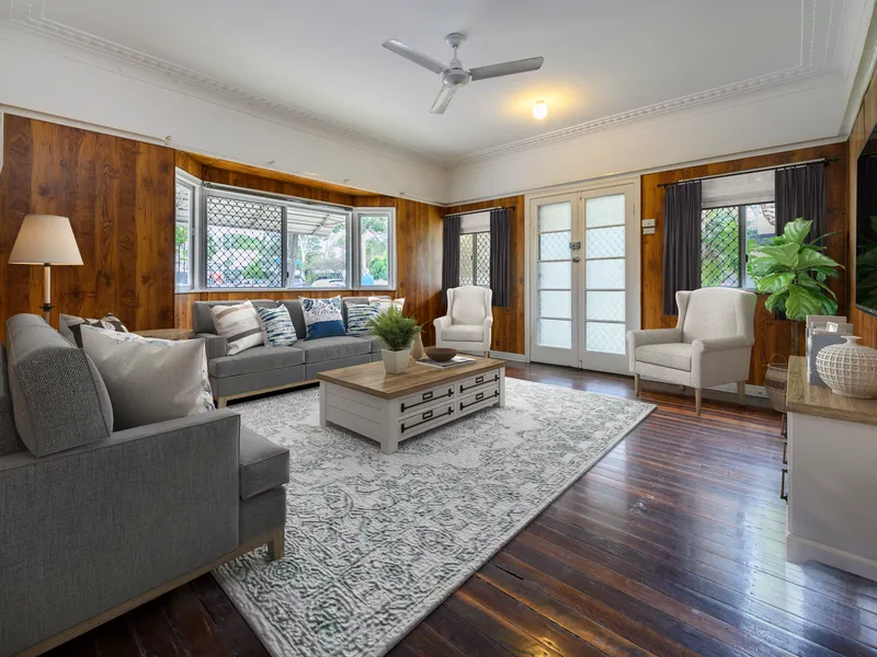 Enchanting Opportunity In Premier Ashgrove Setting