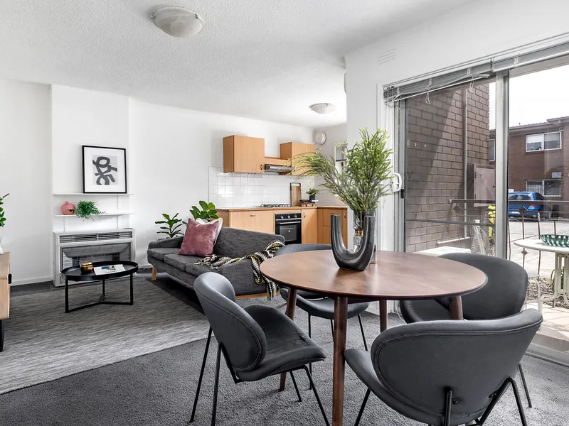 Immaculately presented and enviably located