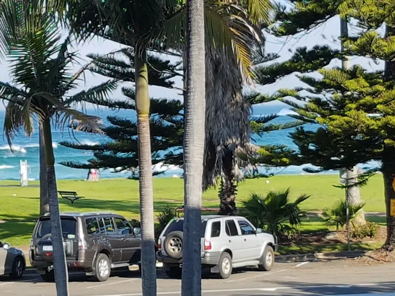 Bathers Building - overlooking Surf Beach!!!