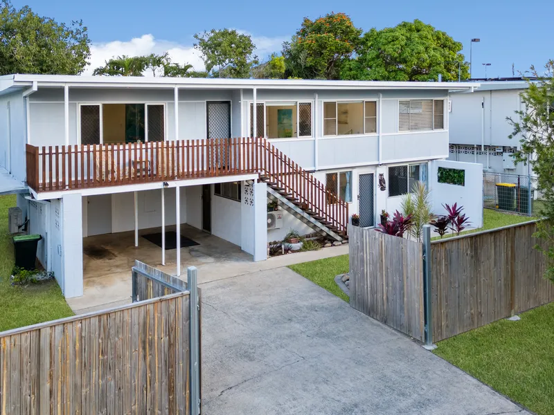 Exquisite Family Home in Kirwan!