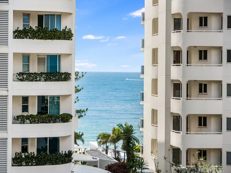 A Special Mooloolaba Apartment - Fully renovated luxury living