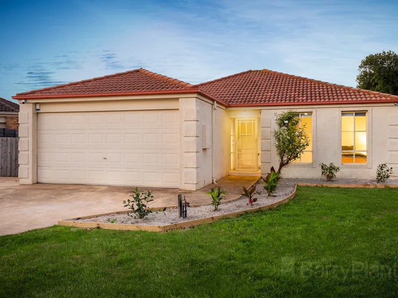 Gorgeous family home and entertainers delight. 