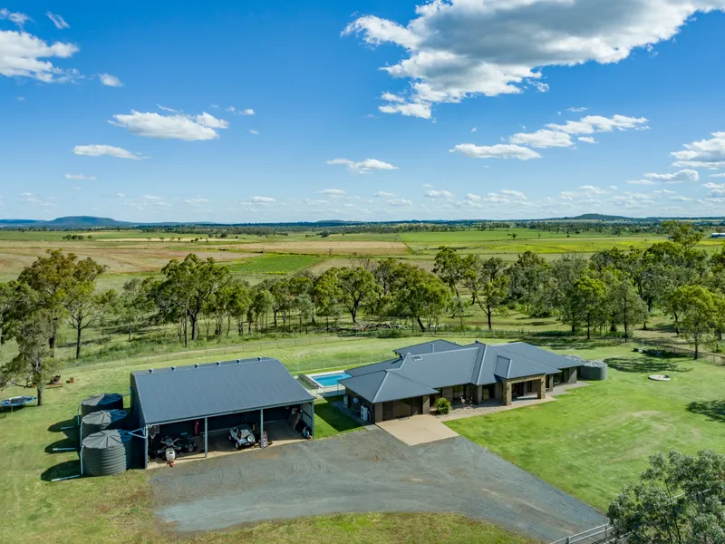 Trucks, Cattle, Horses & Lifestyle + Registered Transport Depot