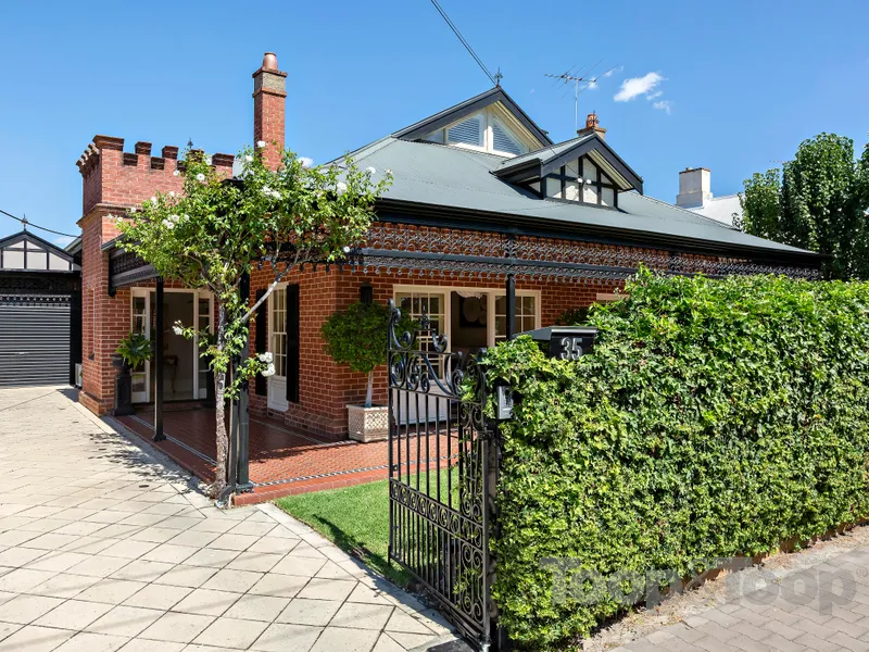 Impeccable Style in Exclusive Location (622sqm approx.)