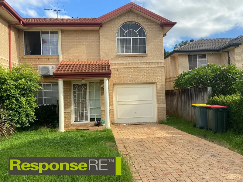 Spacious 3 Bedroom duplex in great location