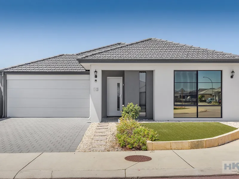 Stunning Celebration Home!