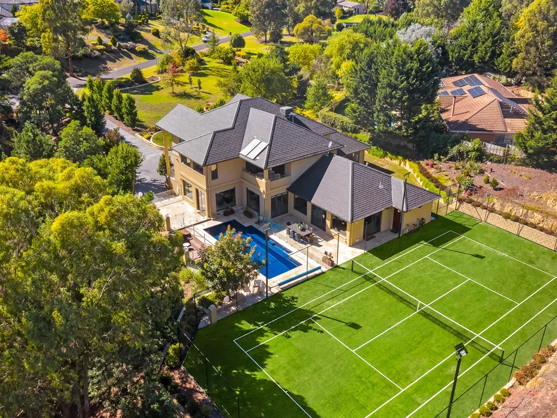 A family oasis on a peaceful 3,968sqm lifestyle block.