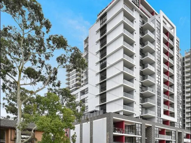 FULLY FURNISHED SPACIOUS 2 BEDROOM APARTMENT! 400 meter to Metro Station