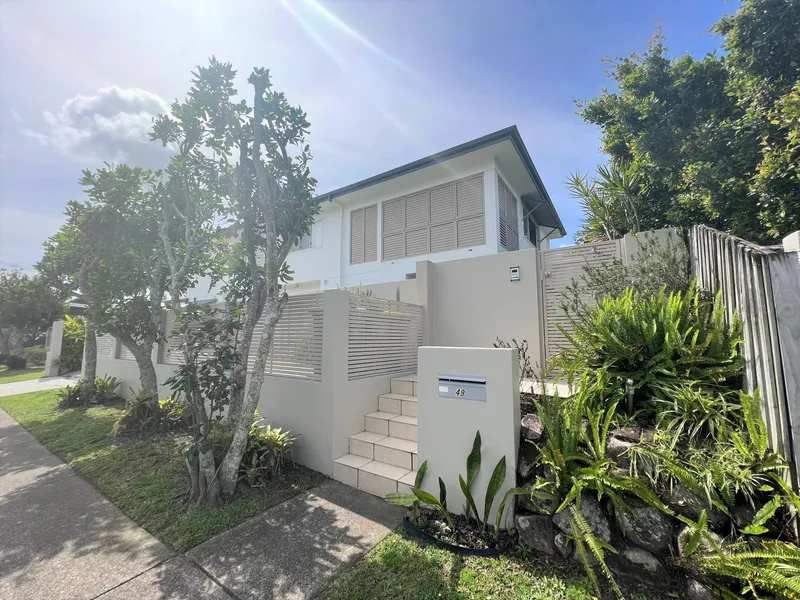 COMING SOON! UNBEATABLE LOCATION