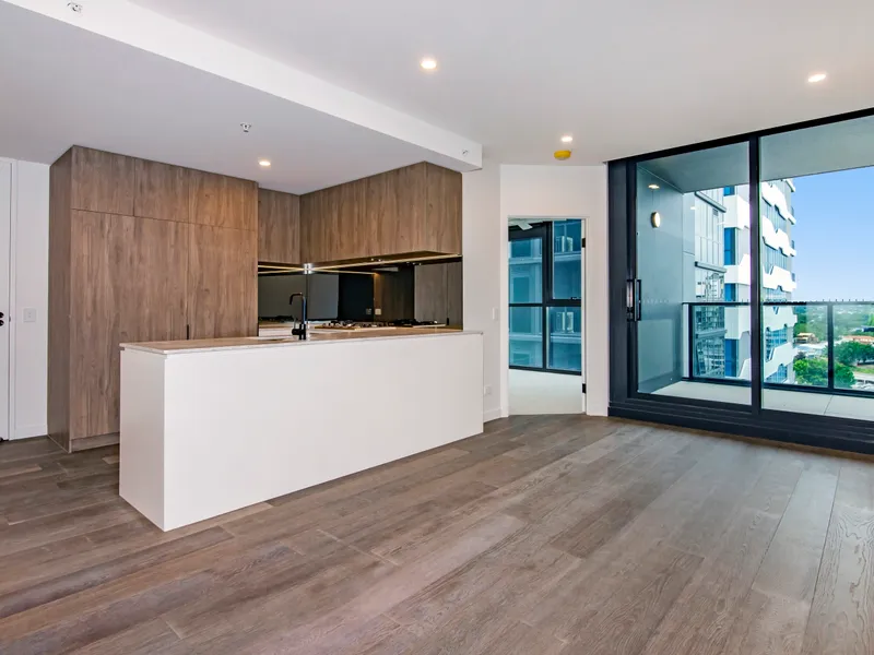 Stunning One Bedroom Unfurnished Apartment with Balcony