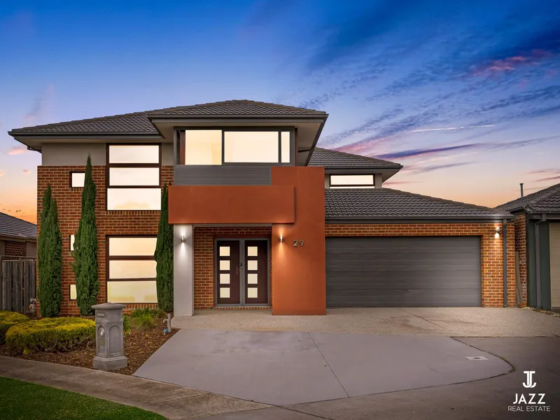 Walk To Featherbrook School, Sensational Space and Style!